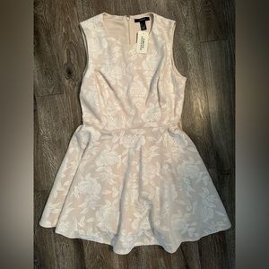 Forever 21 Rose lace dress